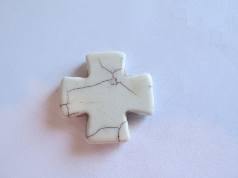 (image for) Off white cross bead (1pc) #1202 - Click Image to Close